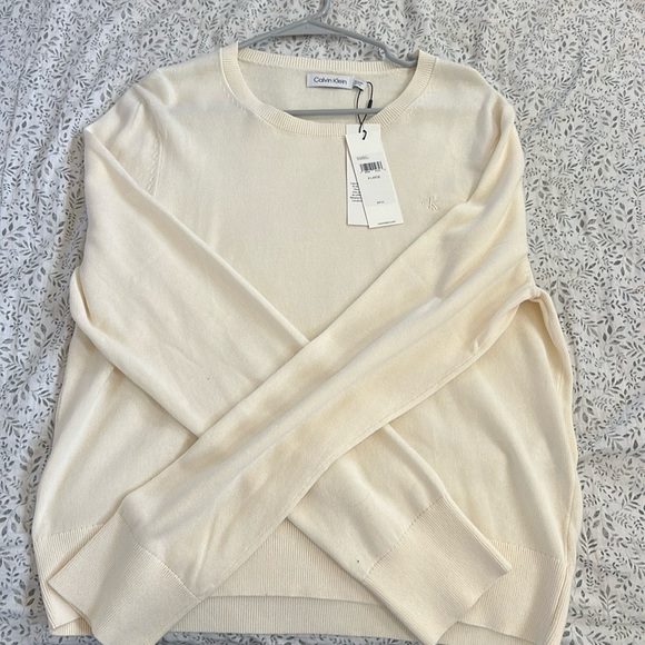 Calvin Klein cream color sweater - Picture 4 of 5